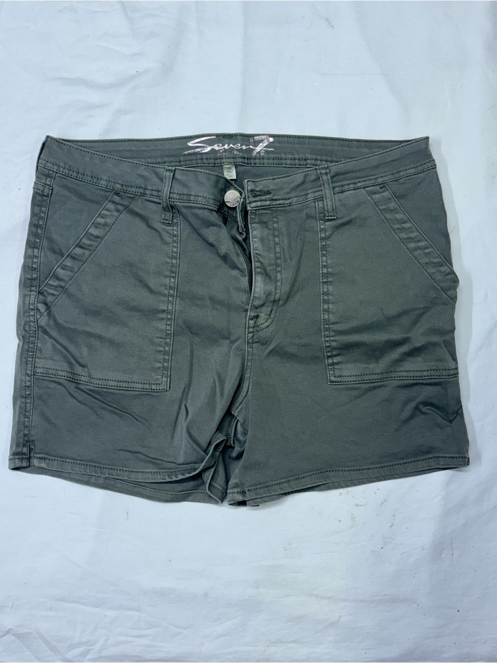 Seven7 Women's Olive Green Utility Patch Pocket Shorts
